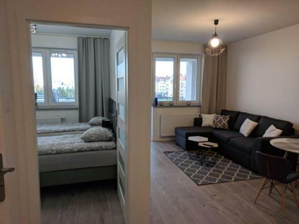 ゴジュフ・ヴィエルコポルスキApartament Plac Jana Pawlaアパートメント エクステリア 写真